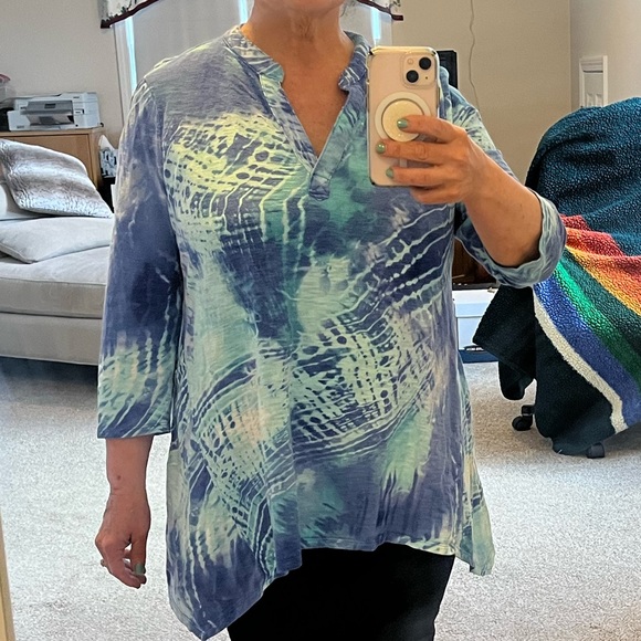 Chico’s  Size 2 Watercolor Blue Asymmetrical Tunic - Picture 5 of 7